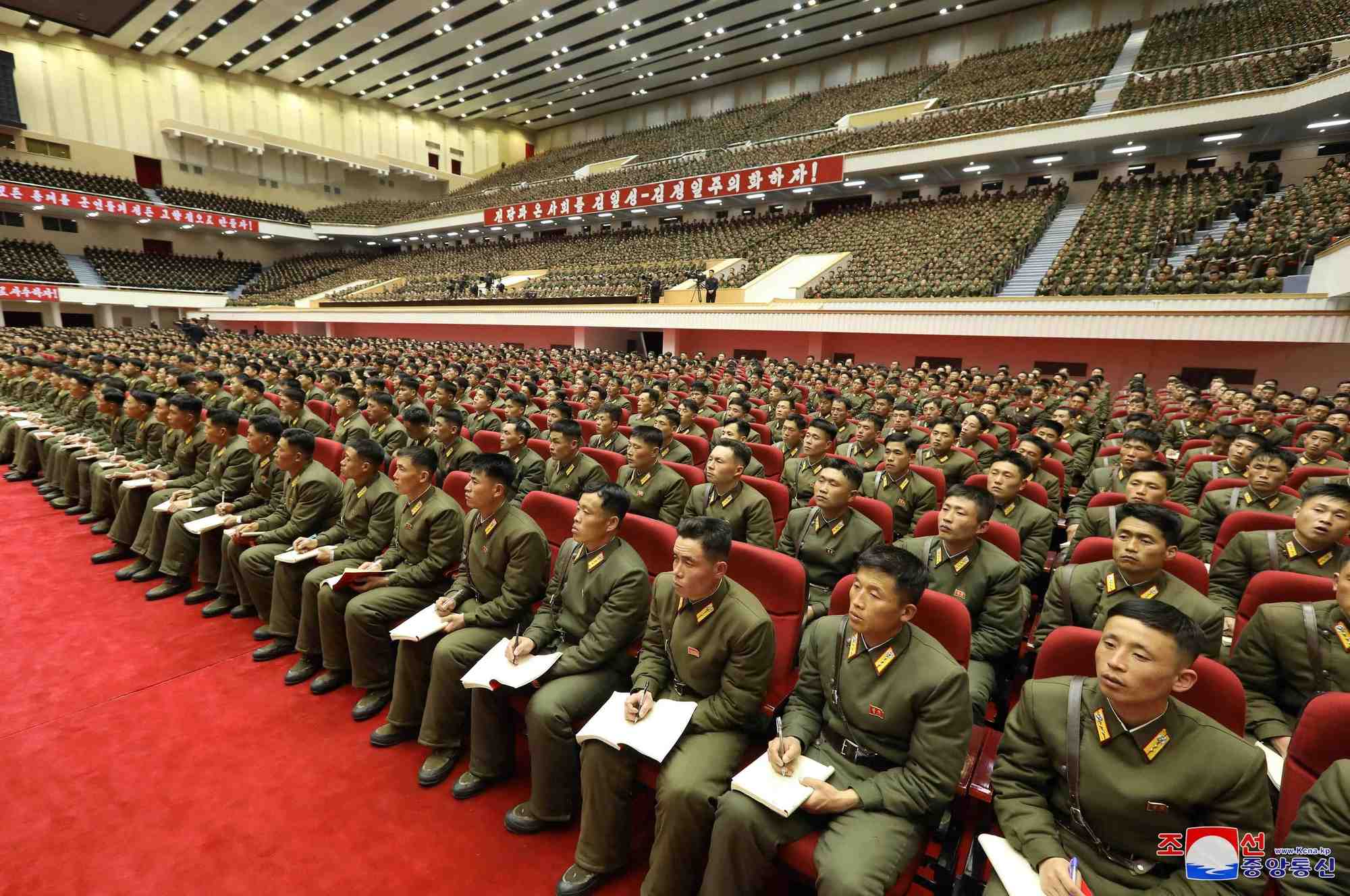 Coronavirus: pyongyang a mis l'armee en confinement