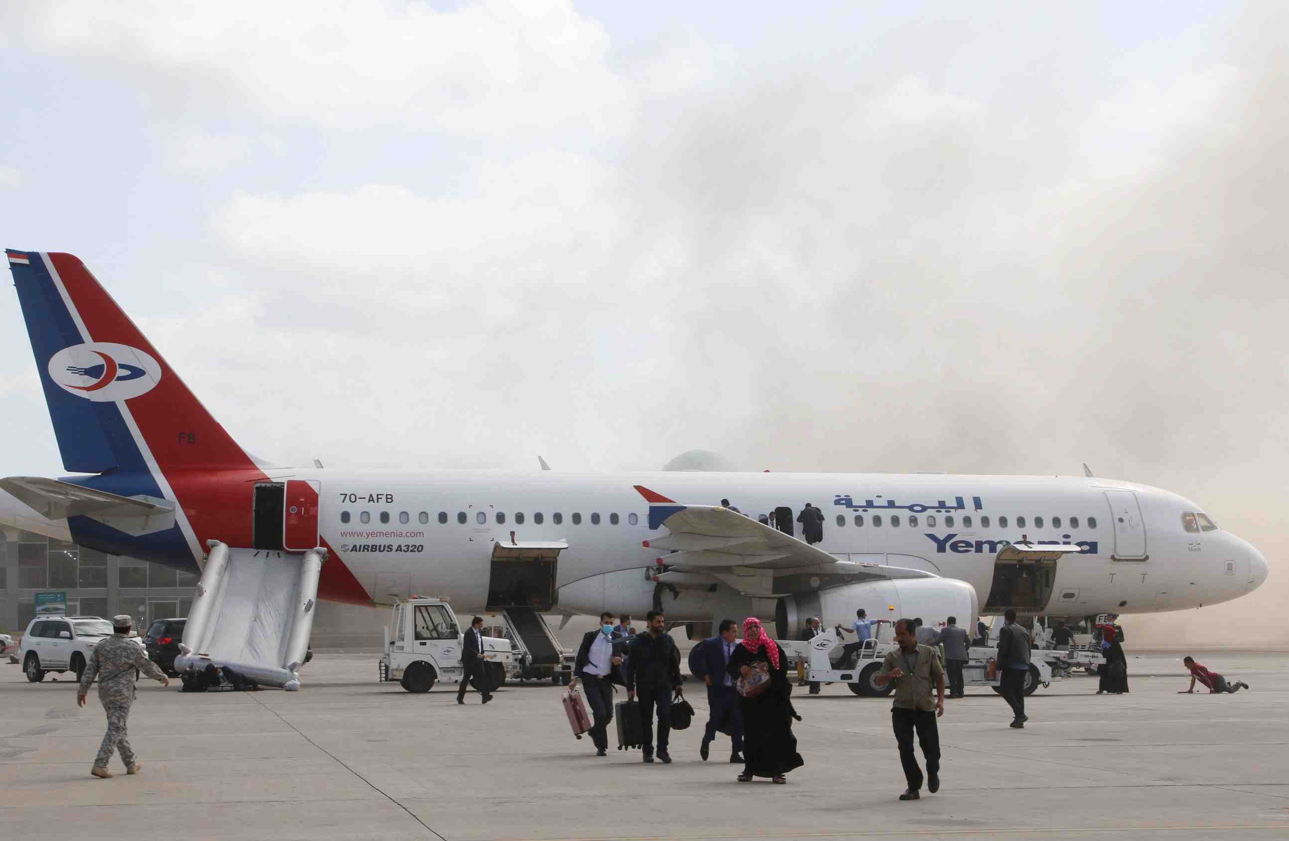 Attaque a l'aeroport d'aden apres l'arrivee du gouvernement d'union