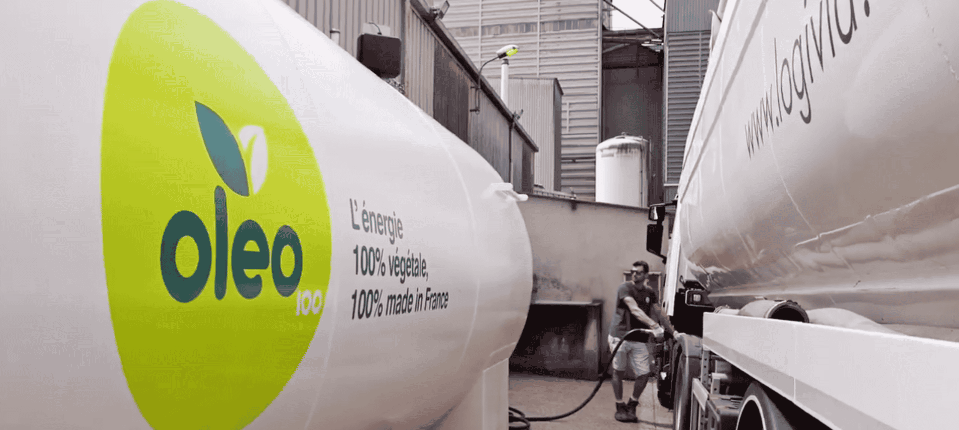 L'entreprise bourguignonne Logivia utilise de l'Oleo100 pour limiter ses émissions de carbone. Ce biocarburant est produit à partir de 100% de matière agricole française.