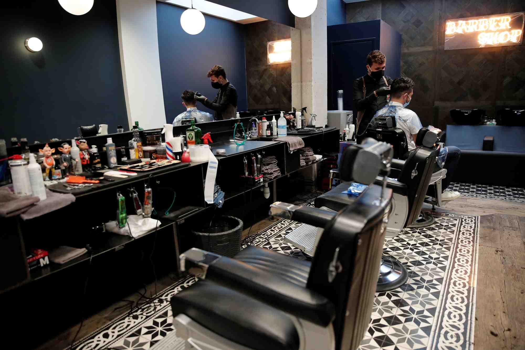 Un salon de coiffure a paris