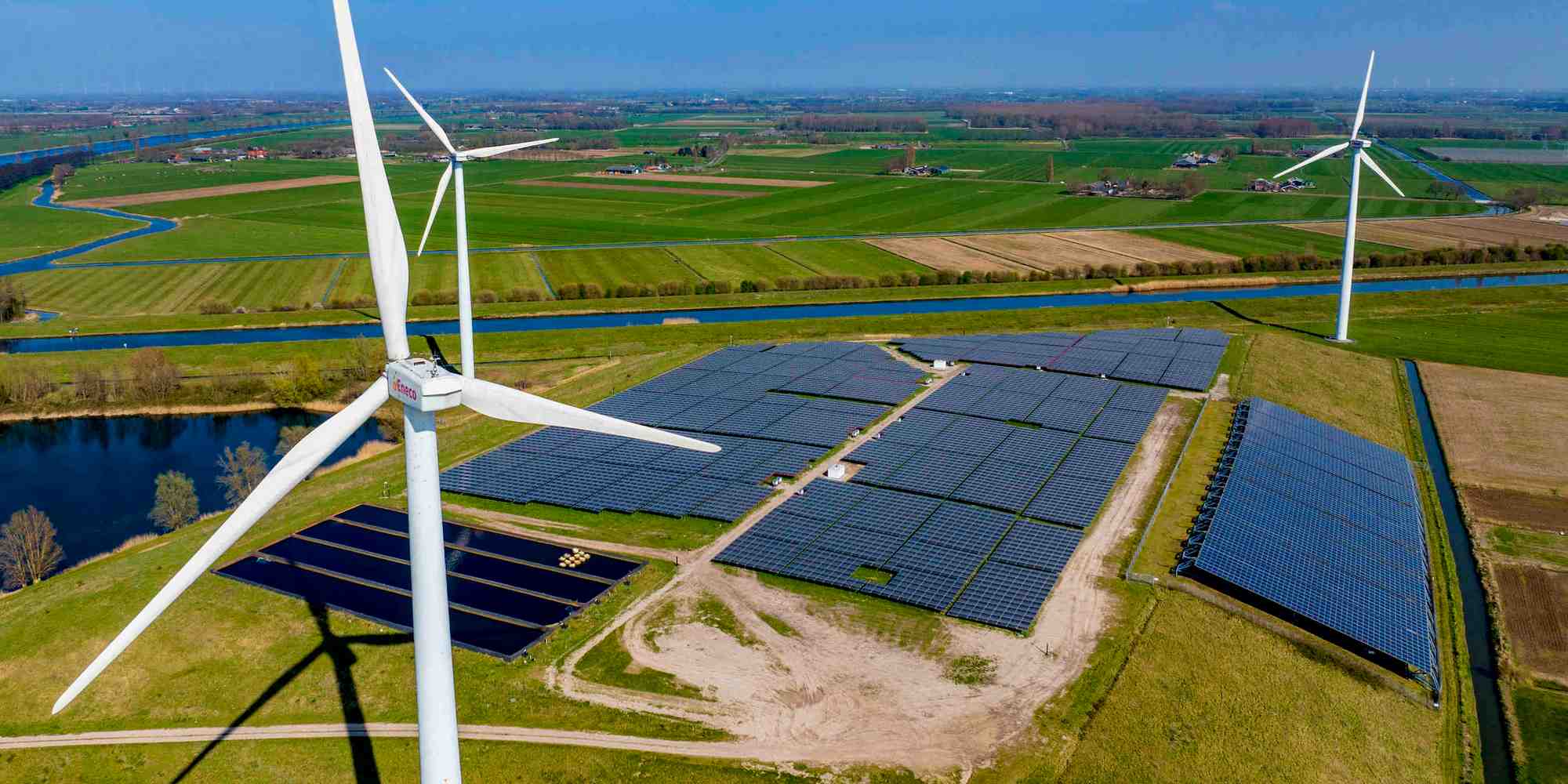 Pour atteindre l'objectif de tripler les capacités des énergies renouvelables d'ici 2030, il faut parvenir à un rythme d'au moins 1.500 GW de capacités additionnelles par an, d’après le think tank Ember.