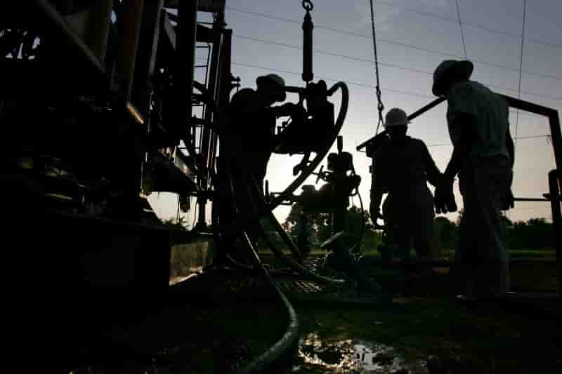 De nouveaux permis petroliers suscitent un tolle