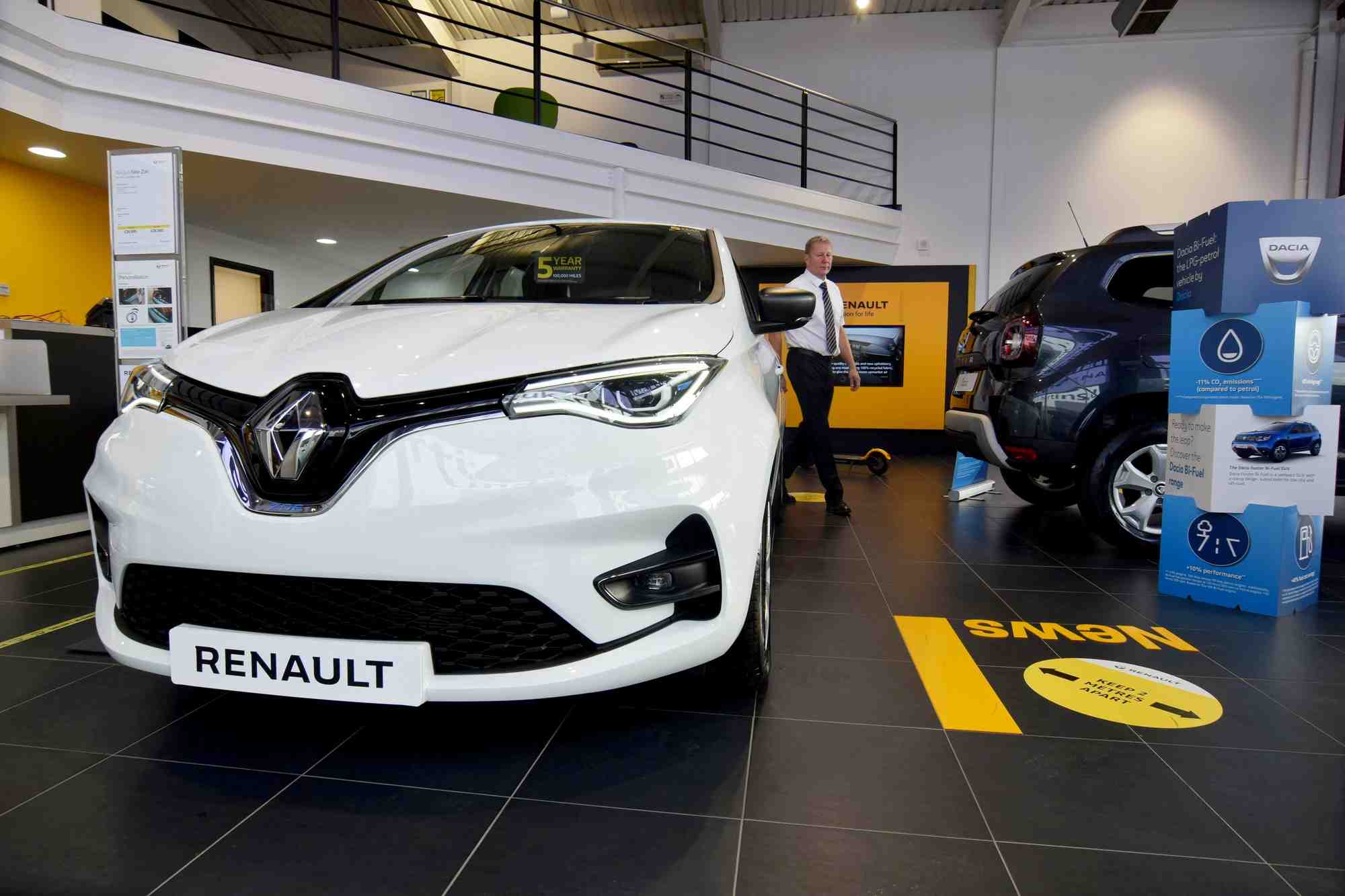 Renault: possible cotation de l'activite electrique fin 2023