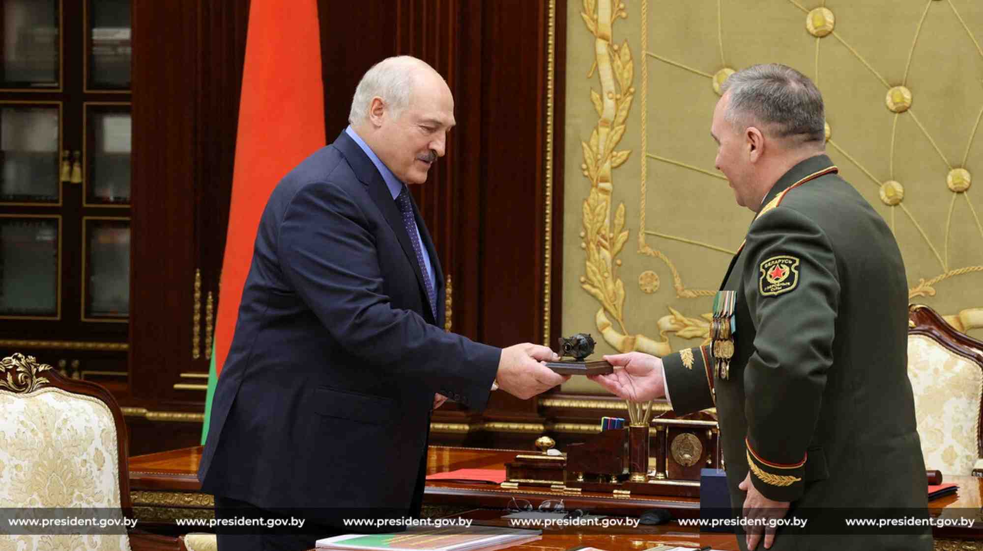 Le president bielorusse alexandre loukachenko lors de leur reunion a minsk, en bielorussie