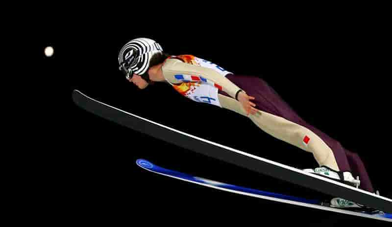 JO: la Française Coline Mattel en bronze au saut à ski