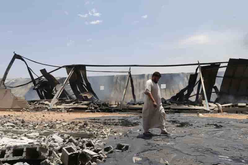 Les combats à Benghazi ont fait 43 morts, nouvelles menaces