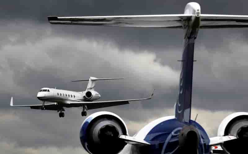 Les constructeurs d’avions face au defi de maintenir la valeur des modeles d’affaires
