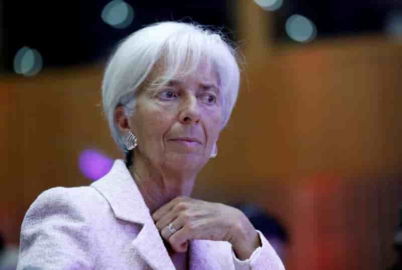 Christine lagarde sera jugee par la cjr