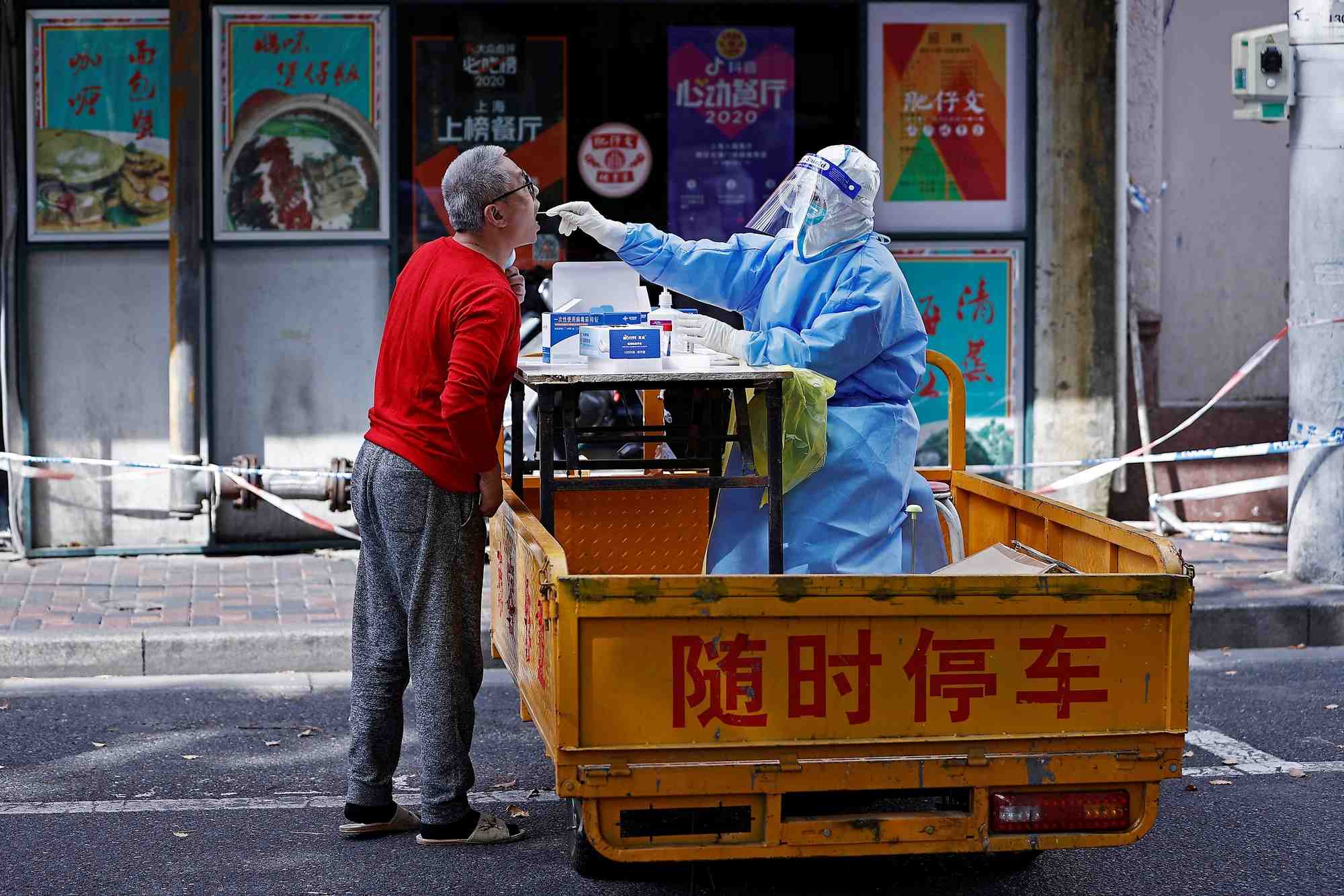 Coronavirus: la frustration grimpe a shanghai avec le maintien des restrictions