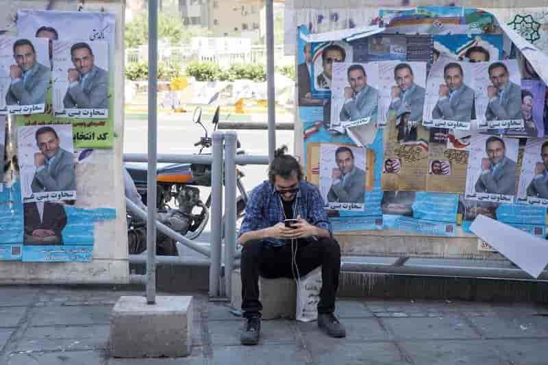 Ouverture des bureaux de vote en iran