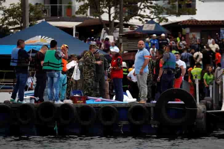 Naufrage d'un bateau de tourisme sur un lac colombien, neuf morts