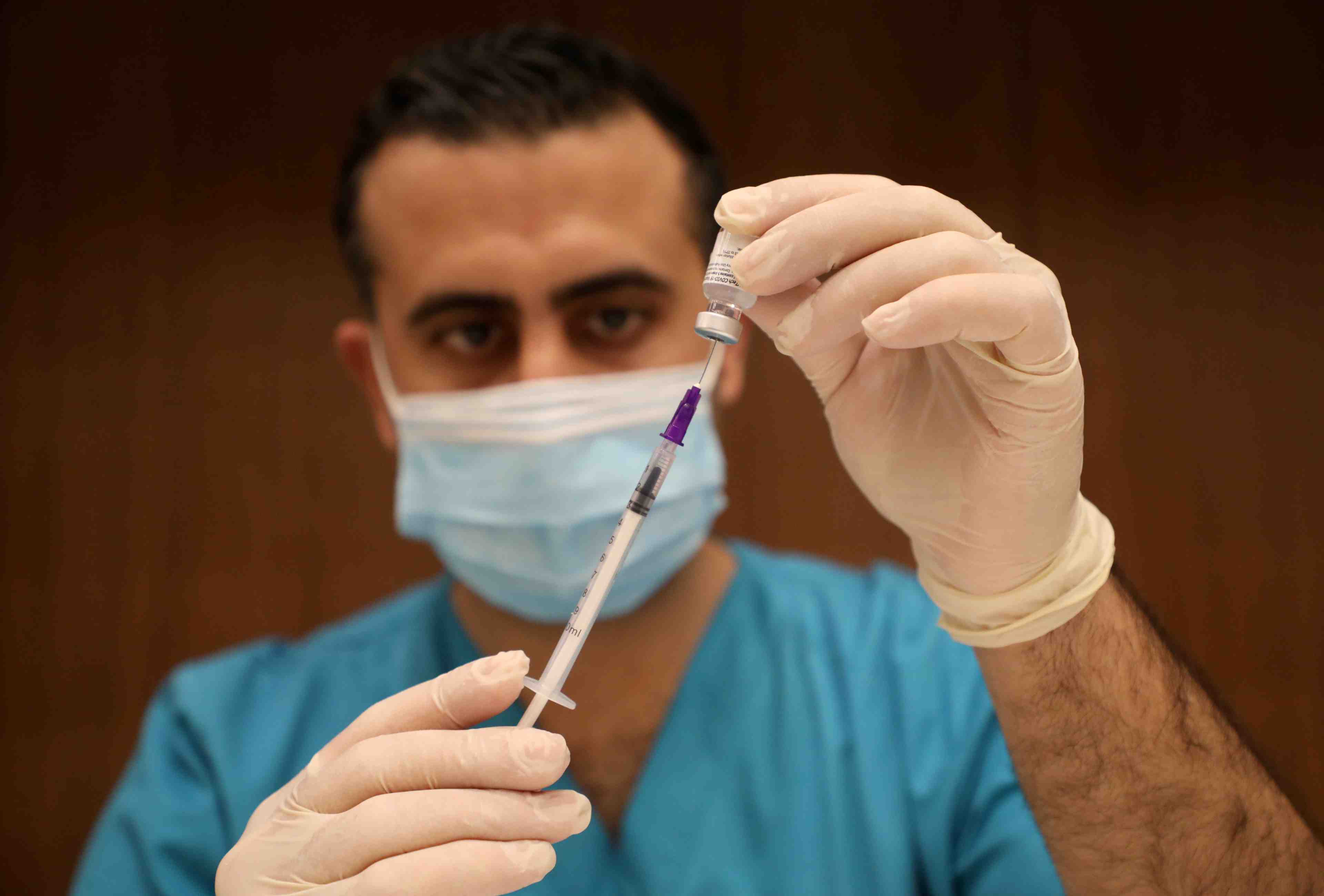 Premier arrivage de vaccins covid au liban, sous l'oeil de la banque mondiale