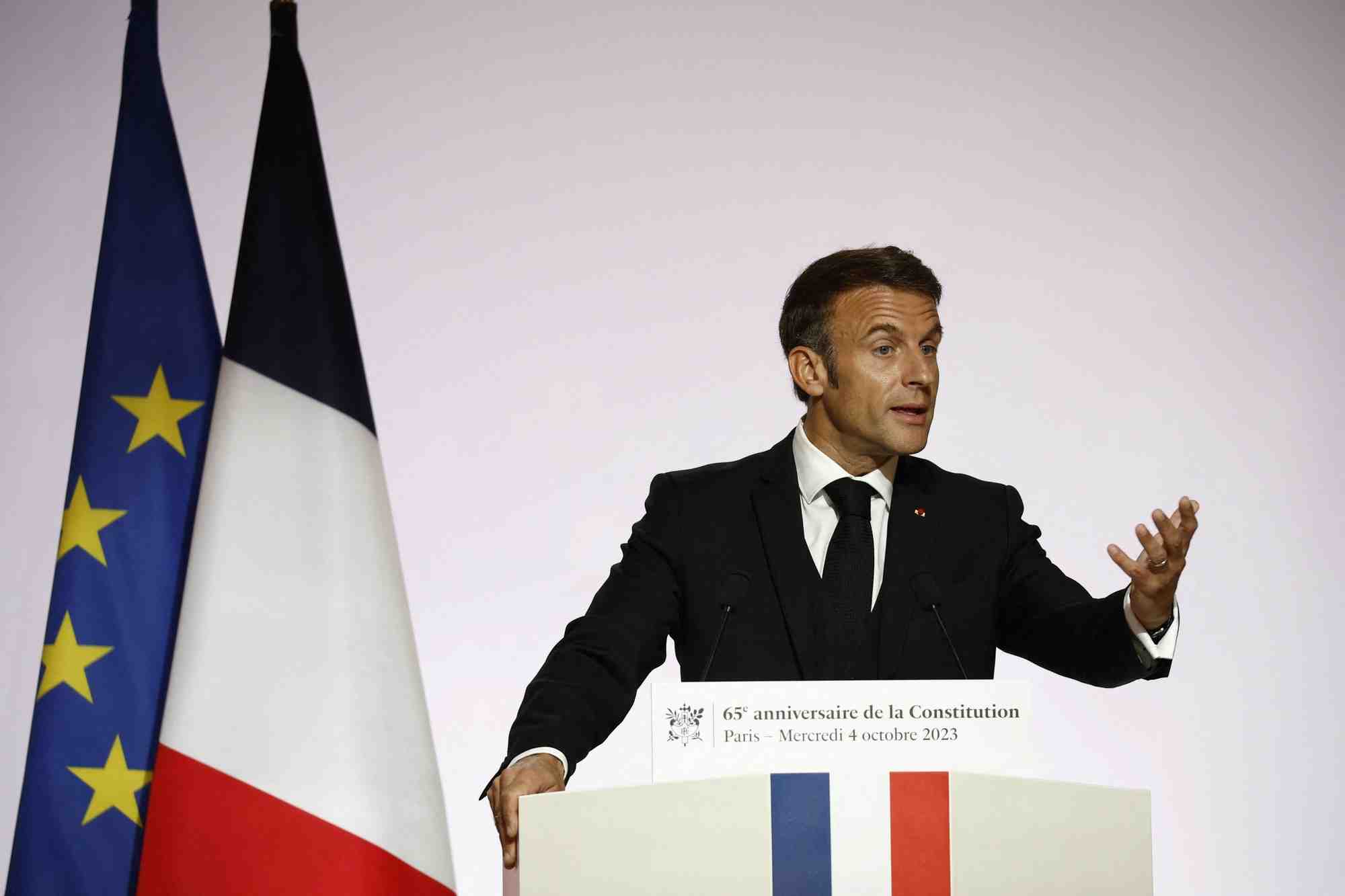 Le president francais emmanuel macron a paris, en france