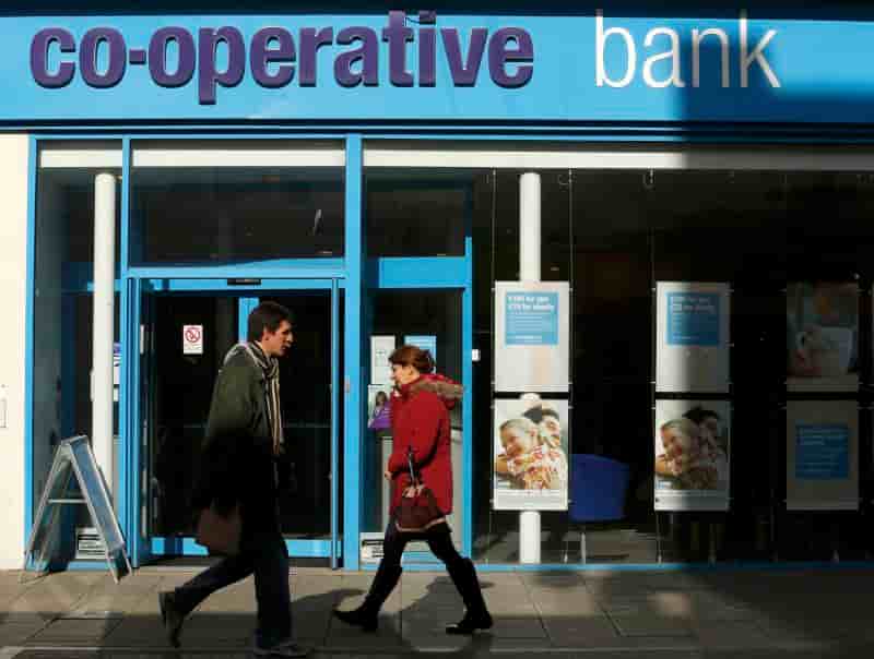 Co-op veut lever 400 millions de livres supplémentaires