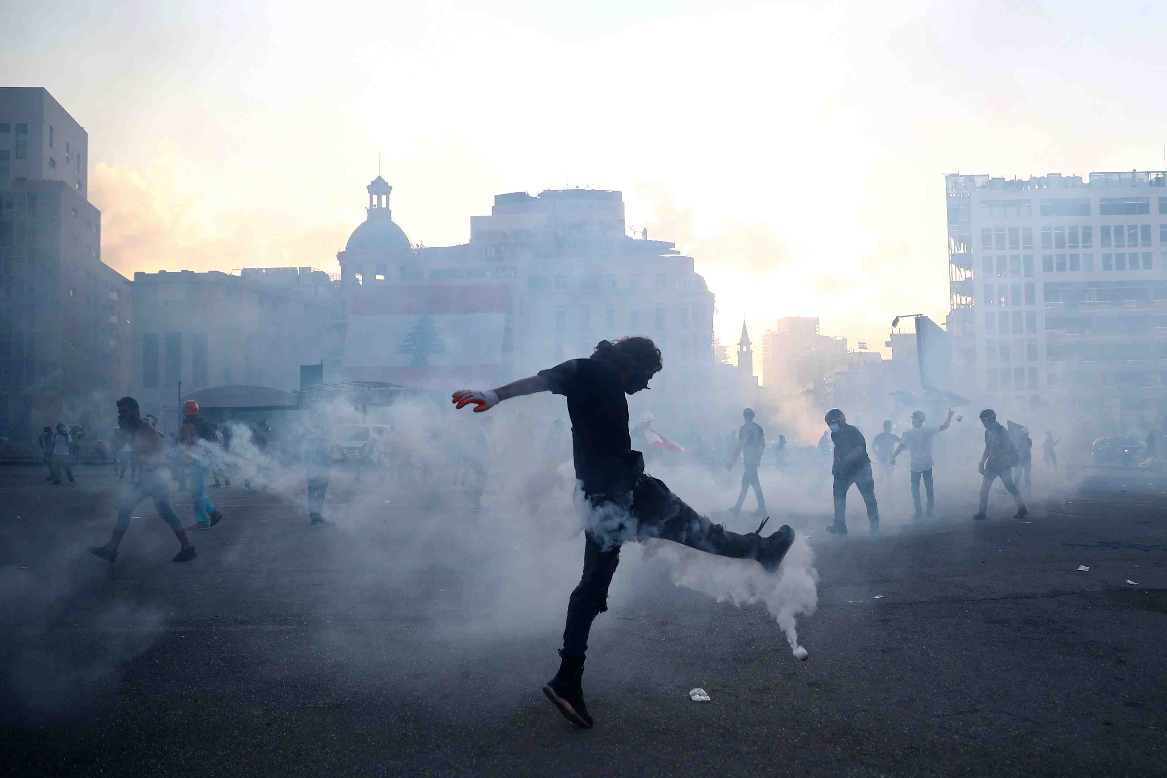 Coups de feu entendus a beyrouth en pleine manifestation contre le gouvernement