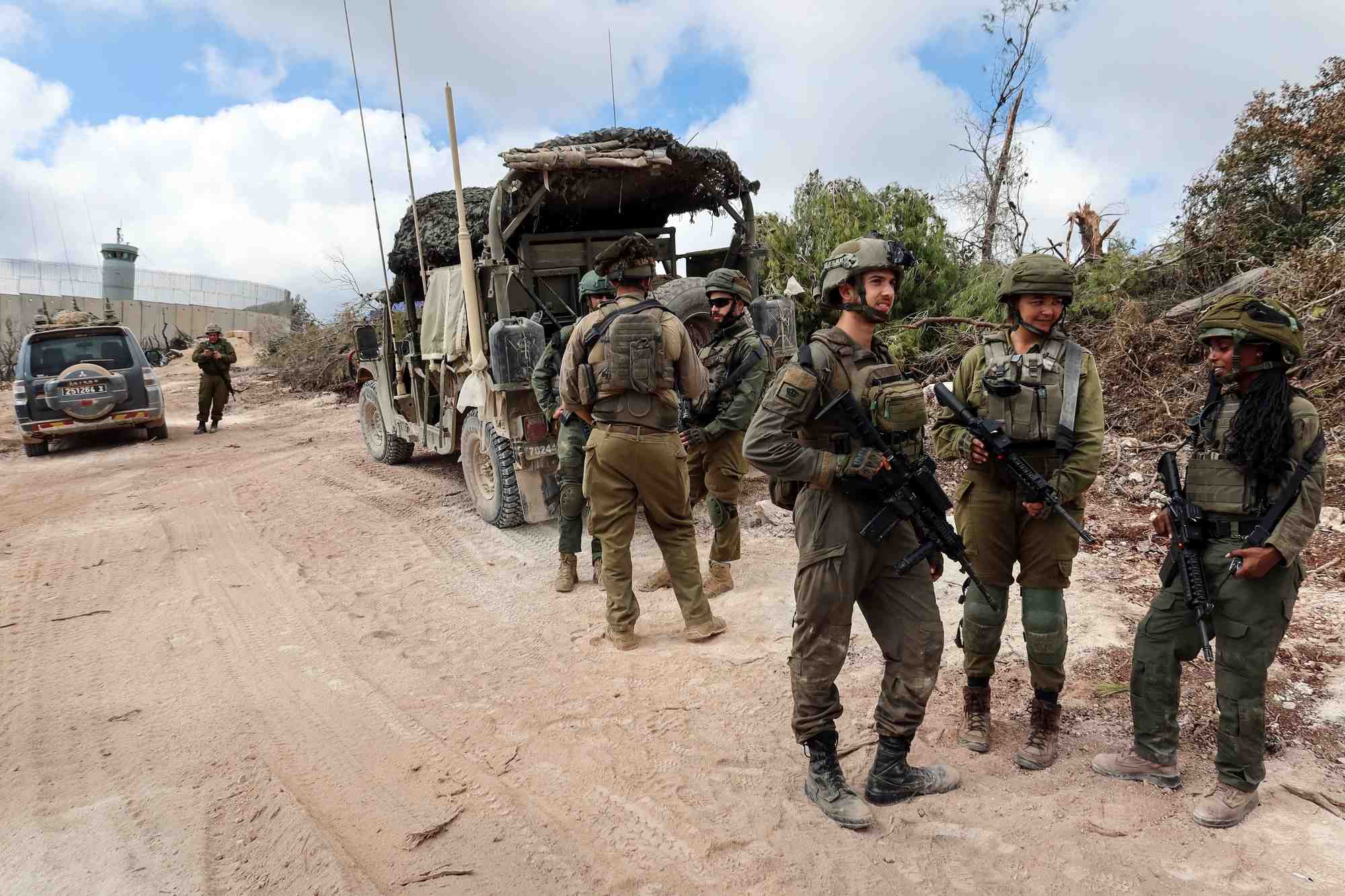 L'armee israelienne opere dans le sud du liban