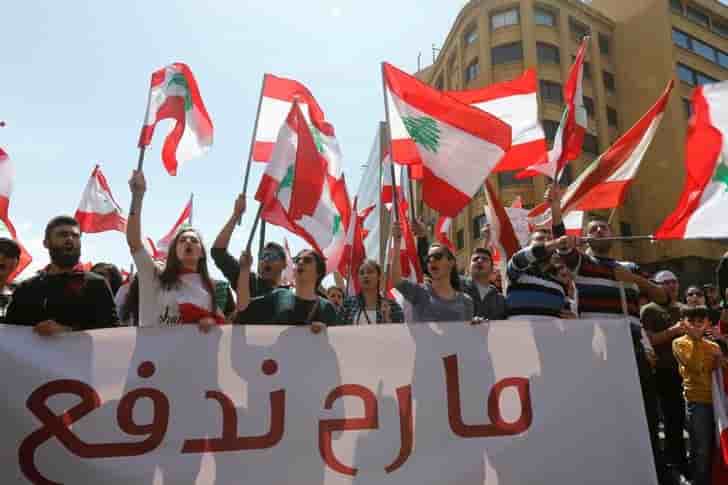 Manifestation a beyrouth contre les hausses d'impots