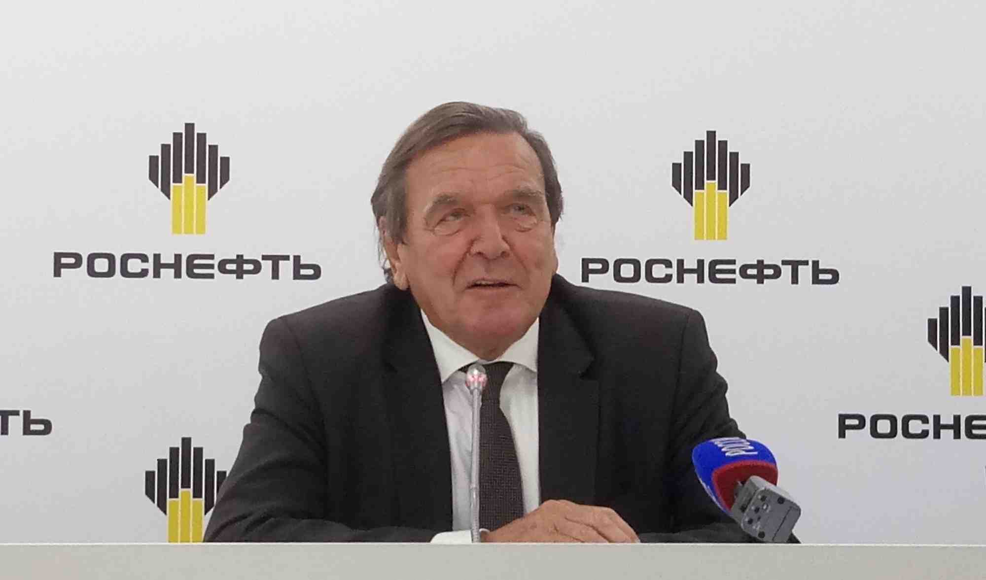 Schroder elu president du conseil d'administration de rosneft