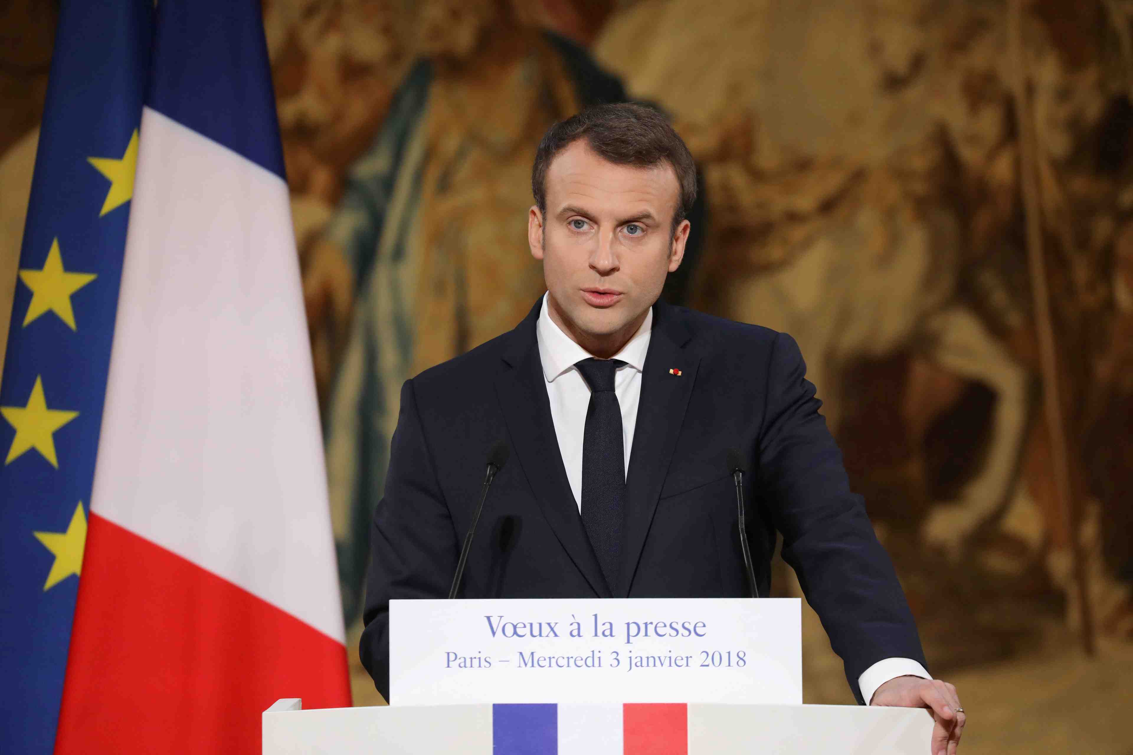 Macron annonce une loi contre les "fake news"