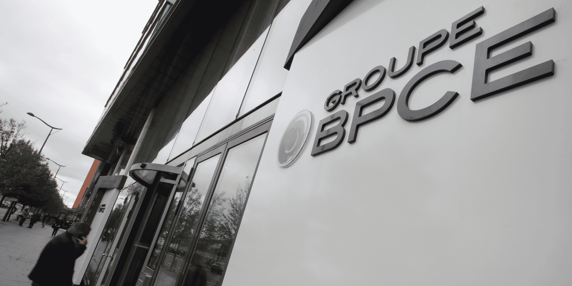 Bpce va lancer une offre de rachat des minoritaires de natixis
