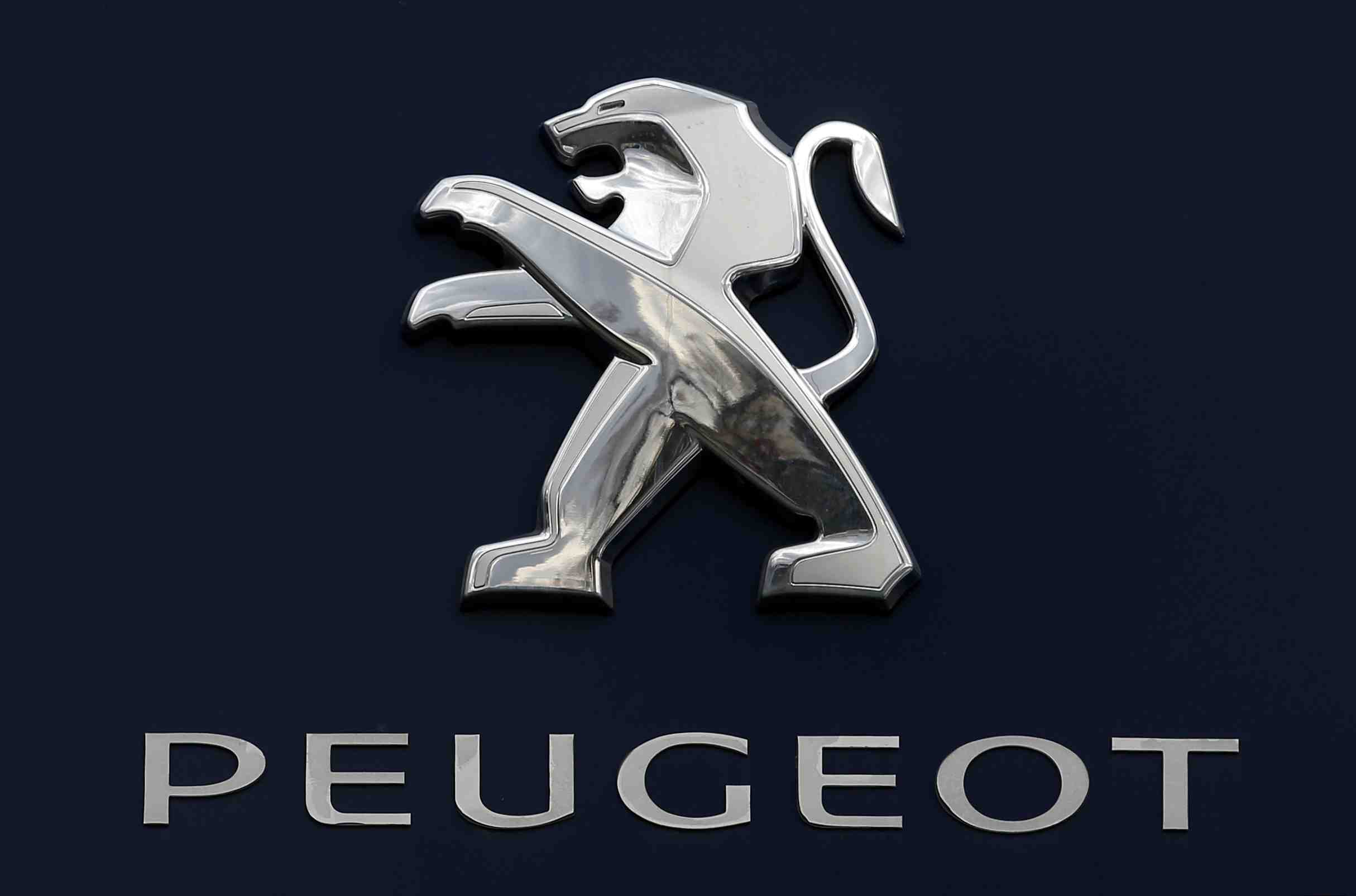Les challengers francais du premium n'attendent pas pour faire leur show