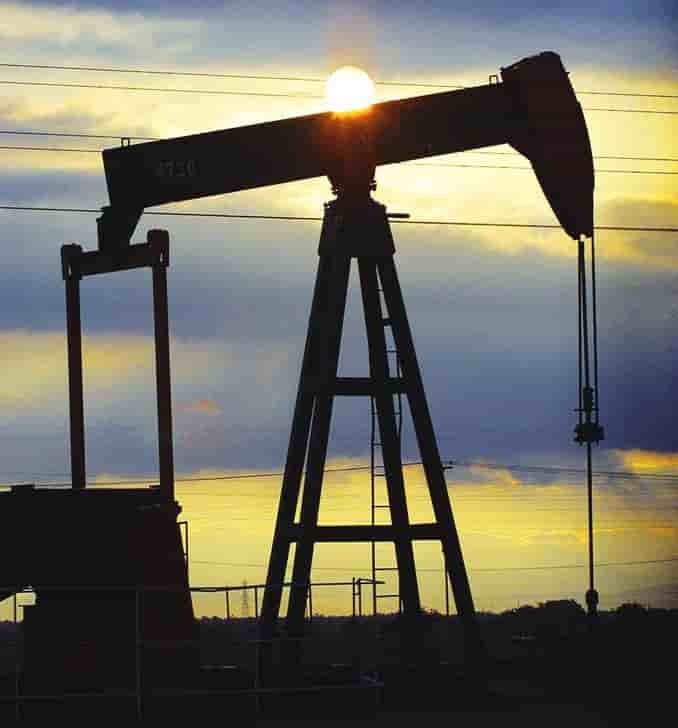 Le petrole a un pic de l'annee a new york