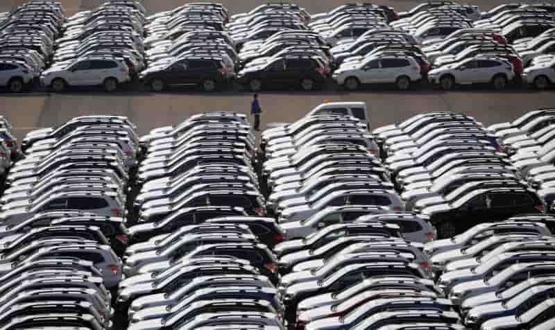 Japon: declin record de la production industrielle au t4