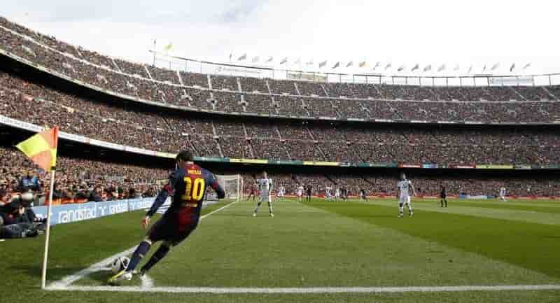 Football: l'interdiction des transferts pour le Barça suspendue
