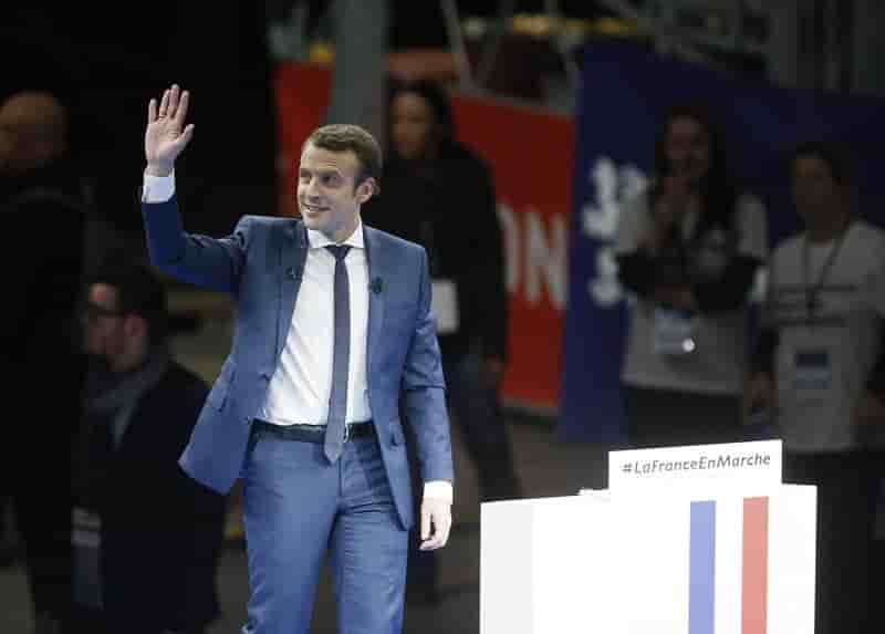 Macron s'engage a reduire la part de l'electricite nucleaire