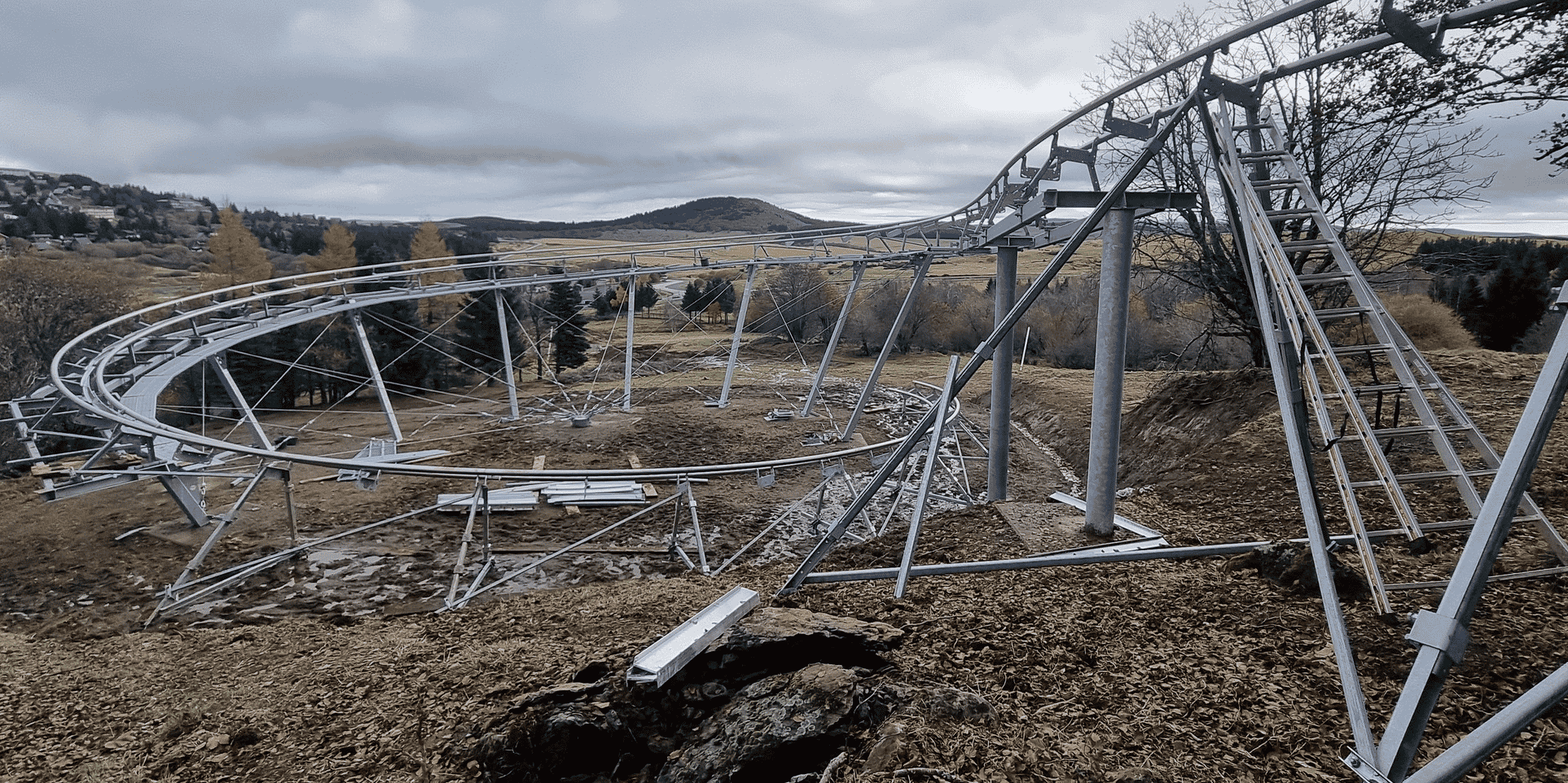 La station Super-Besse vient d'investir 3,4 millions d’euros pour la construction d'une luge sur rails, opérationnelle dès février et qui fonctionnera été comme hiver.