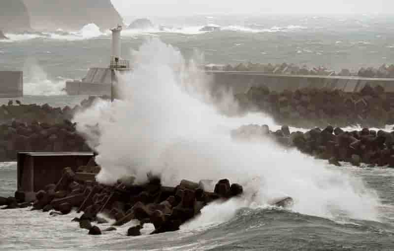 Le typhon Vongfong a fait 31 blessés à Okinawa avant de faiblir