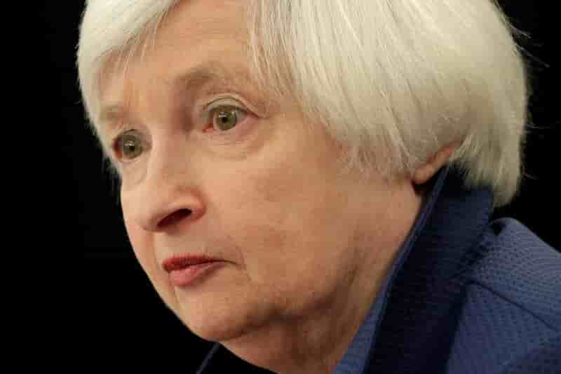 Baisse des taux liee a l'economie et bilan reduit des 2017 pour la fed
