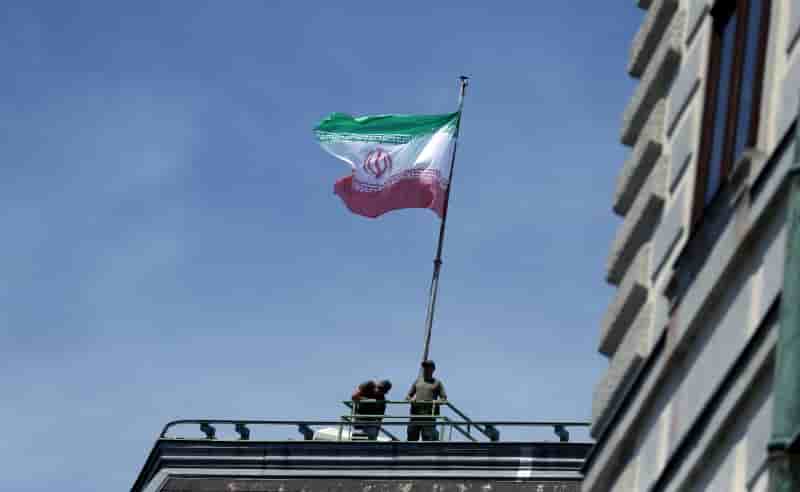 L'ue regrette le retablissement des sanctions us contre l'iran