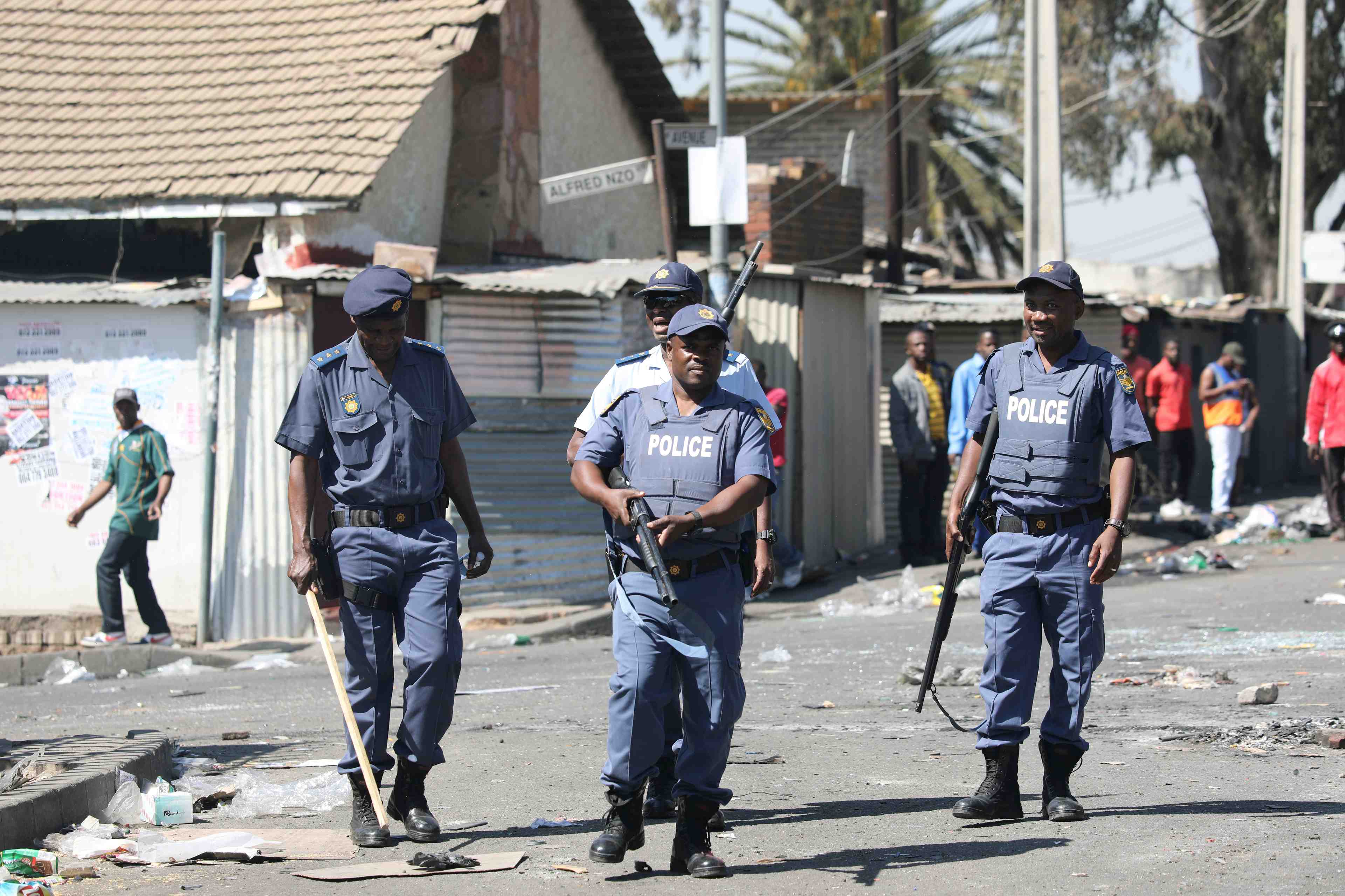 Violences xenophobes en afrique du sud: la tanzanie suspend ses vols