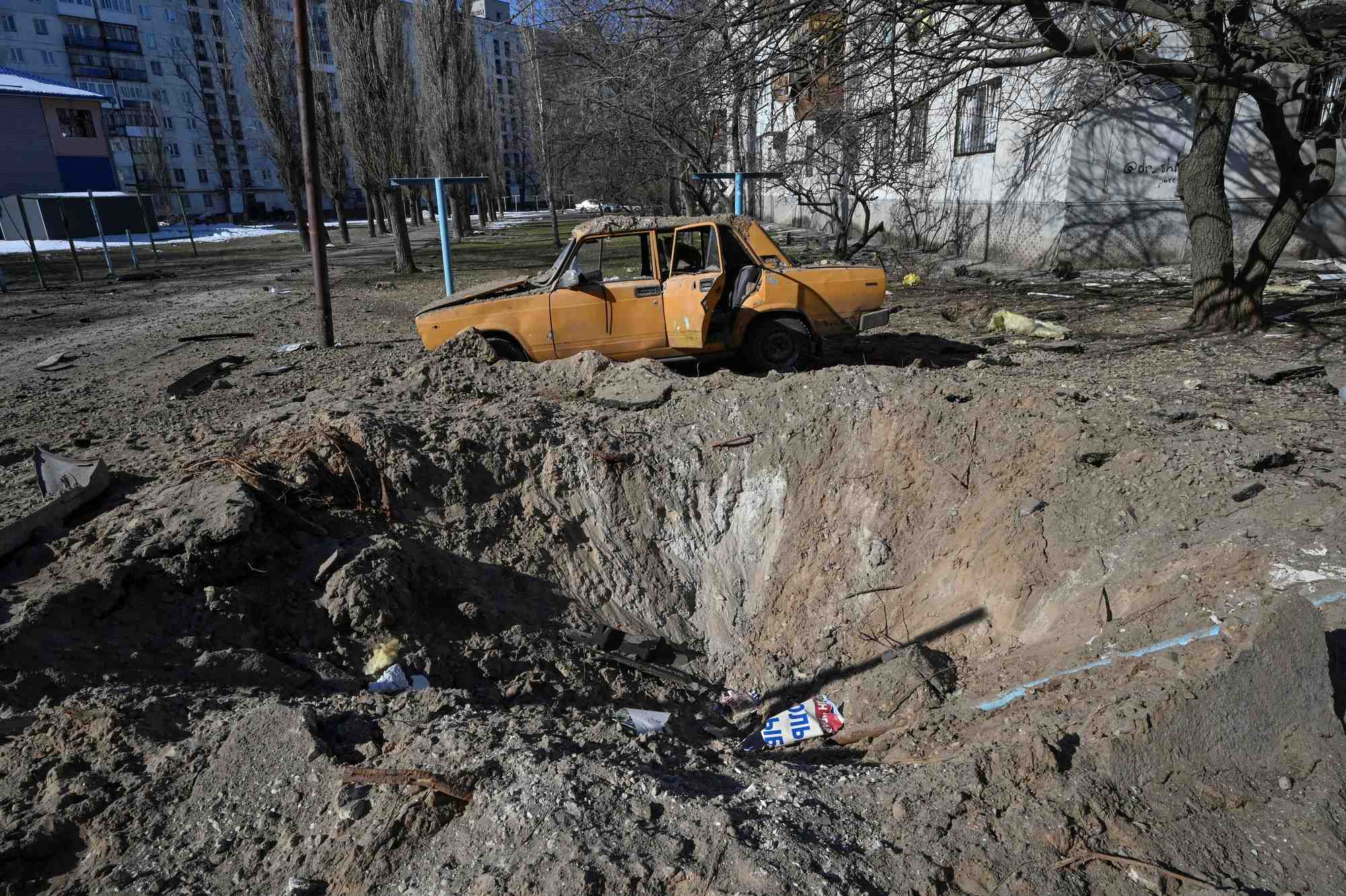 Ukraine: le gouverneur de louhansk reclame plus d'evacuations de civils