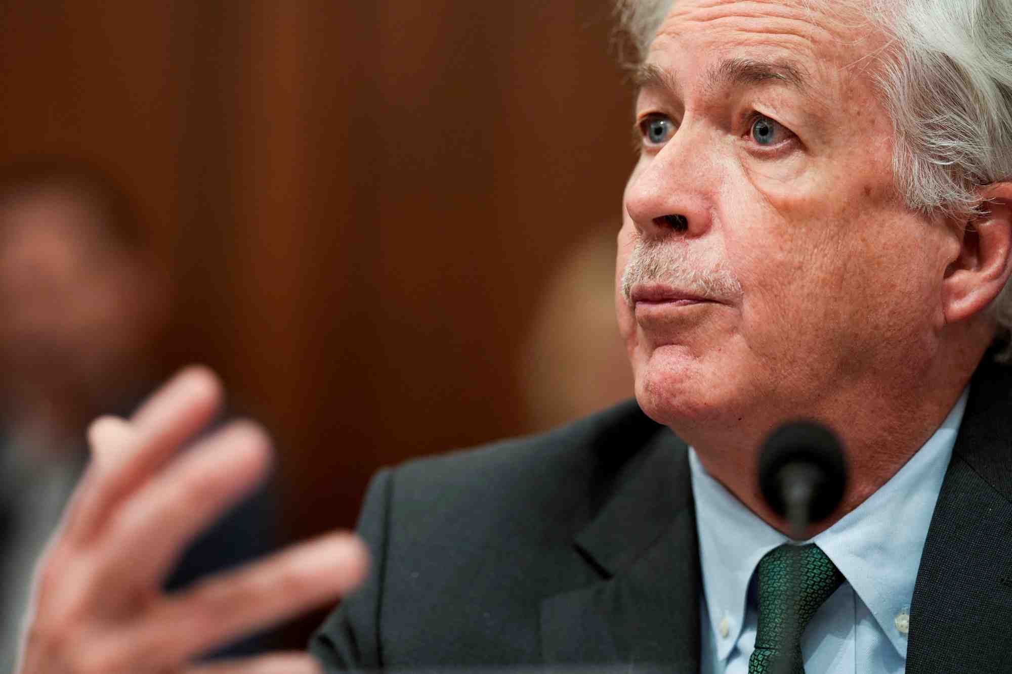 Le directeur de la cia, william burns