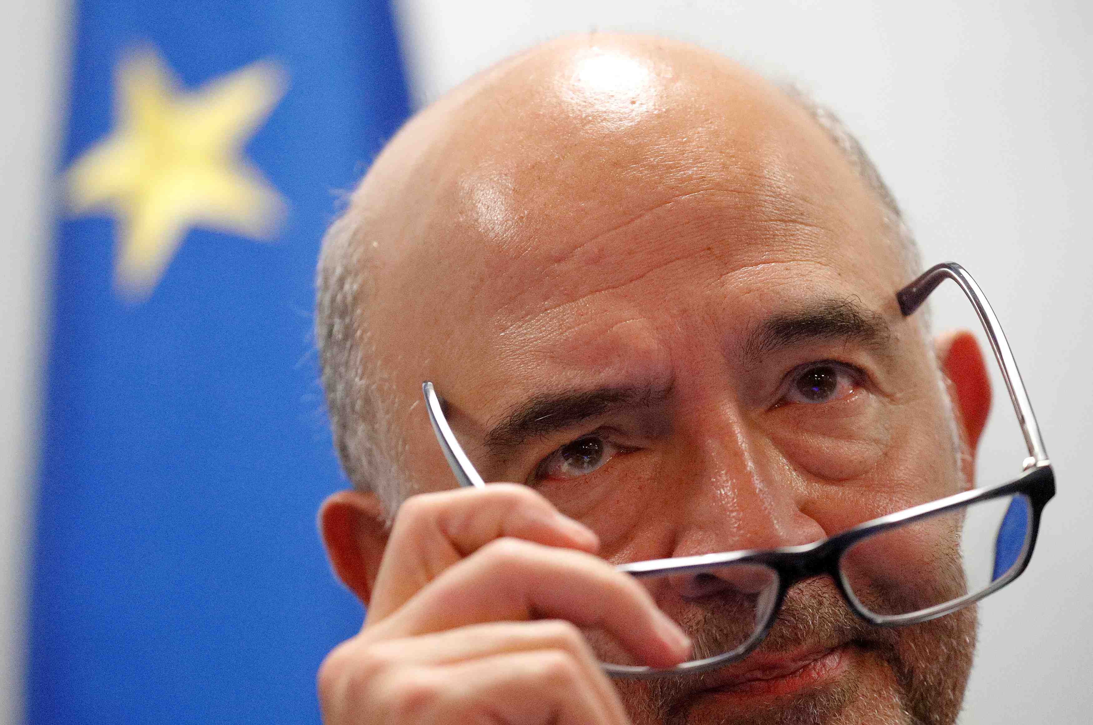 Budget italien: la ce ne veut pas de crise, attend des reponses, dit moscovici