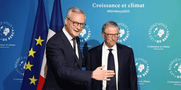 Le ministre de l'Economie Bruno Le Maire et Bill Gates co-fondateur de Microsoft, ce mardi lors de l'événement « Les rendez-vous de Bercy ».