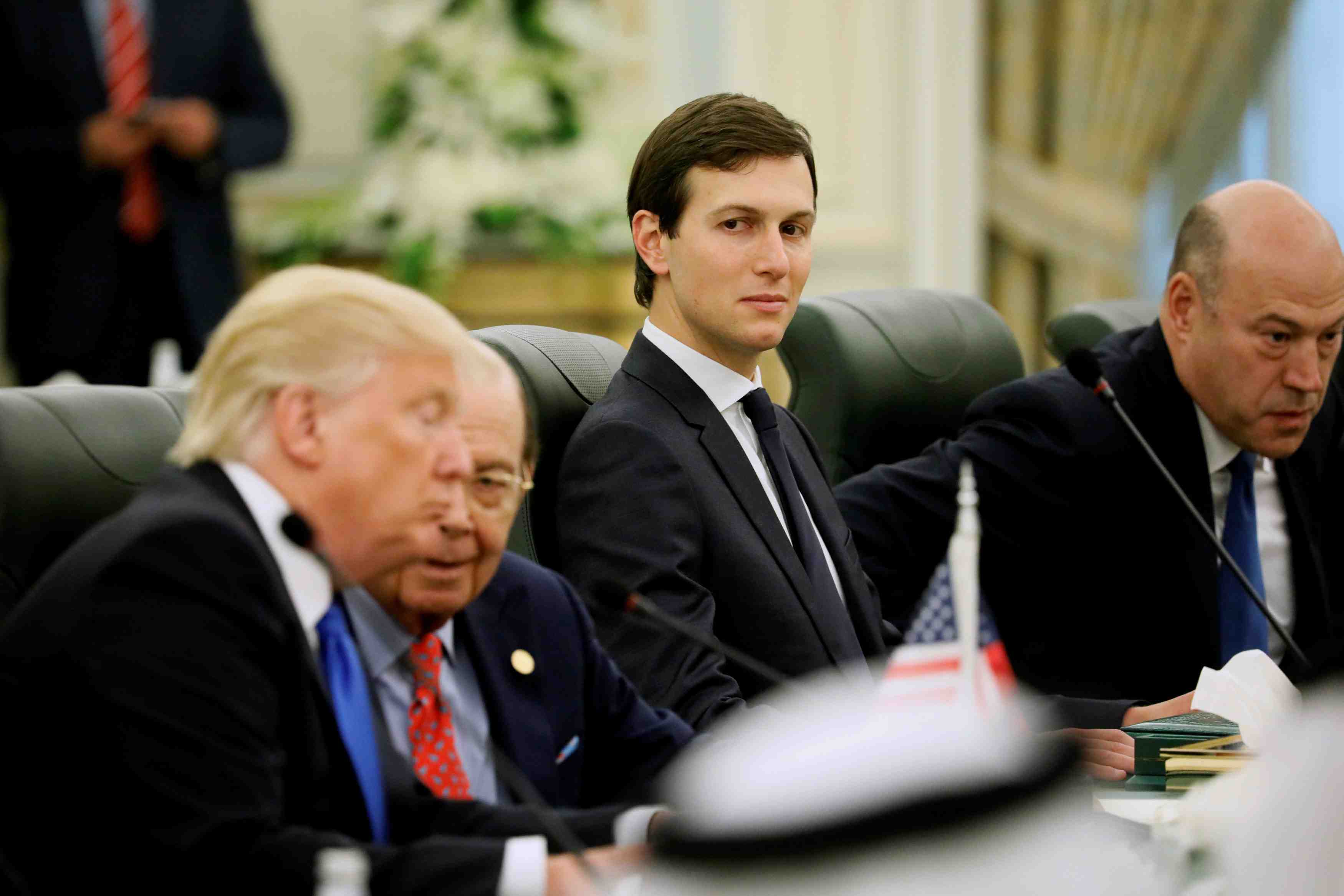 Le gendre de trump vise par l'enquete du fbi sur la russie