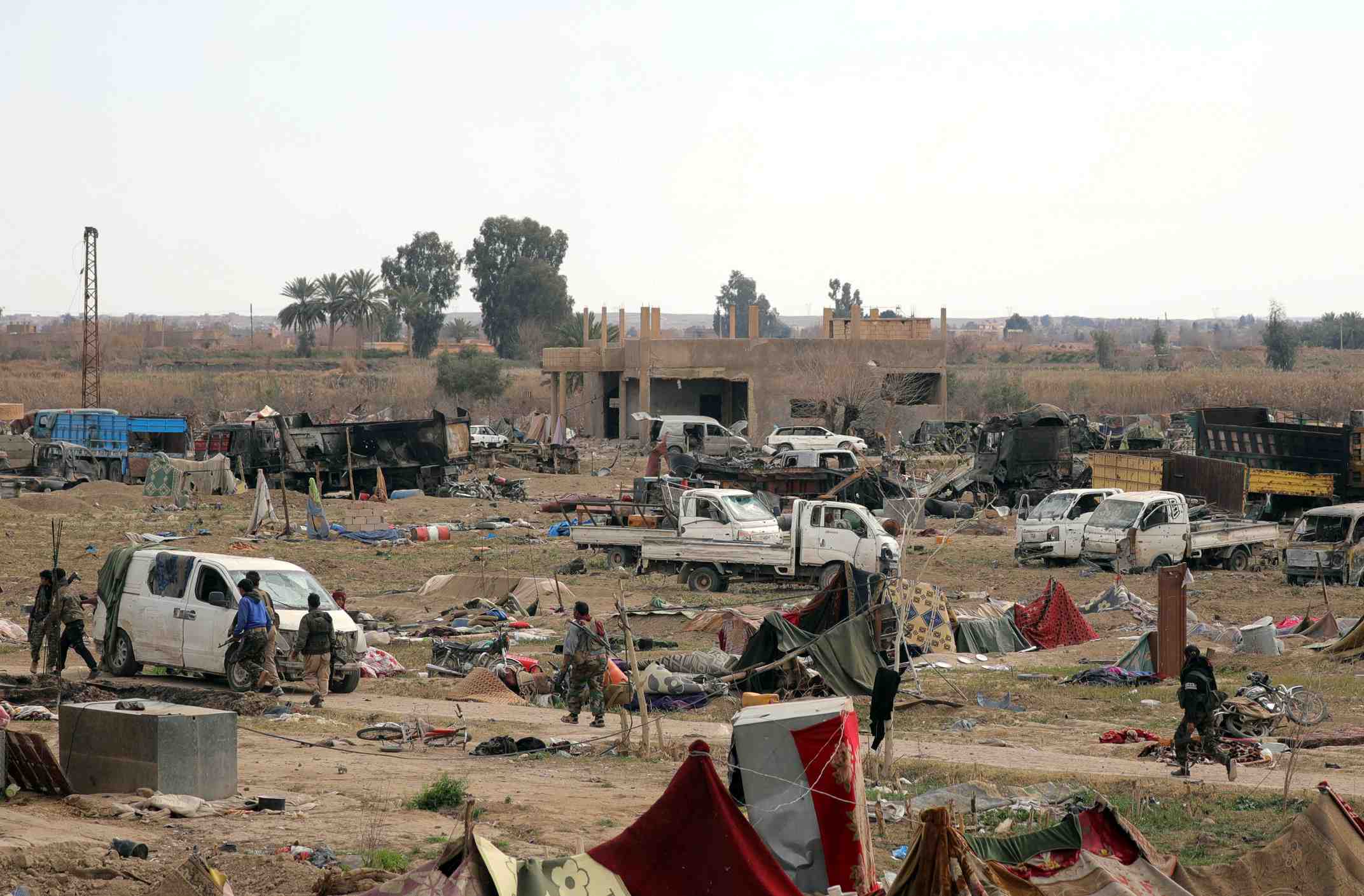Syrie: "modestes avancees" des fds dans le dernier reduit de l'ei