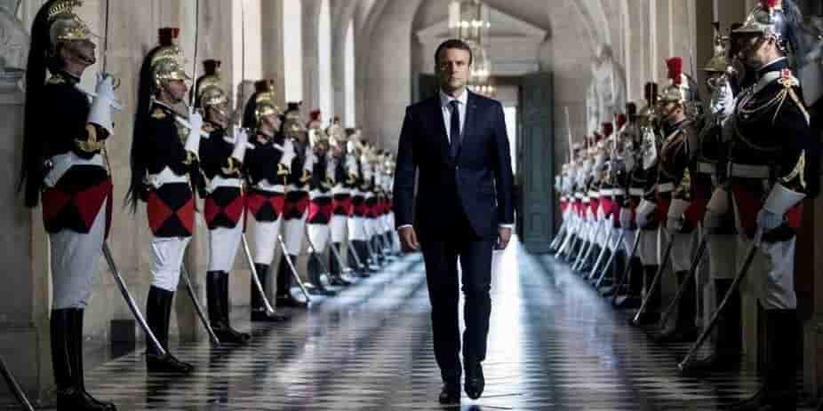 versaille macron