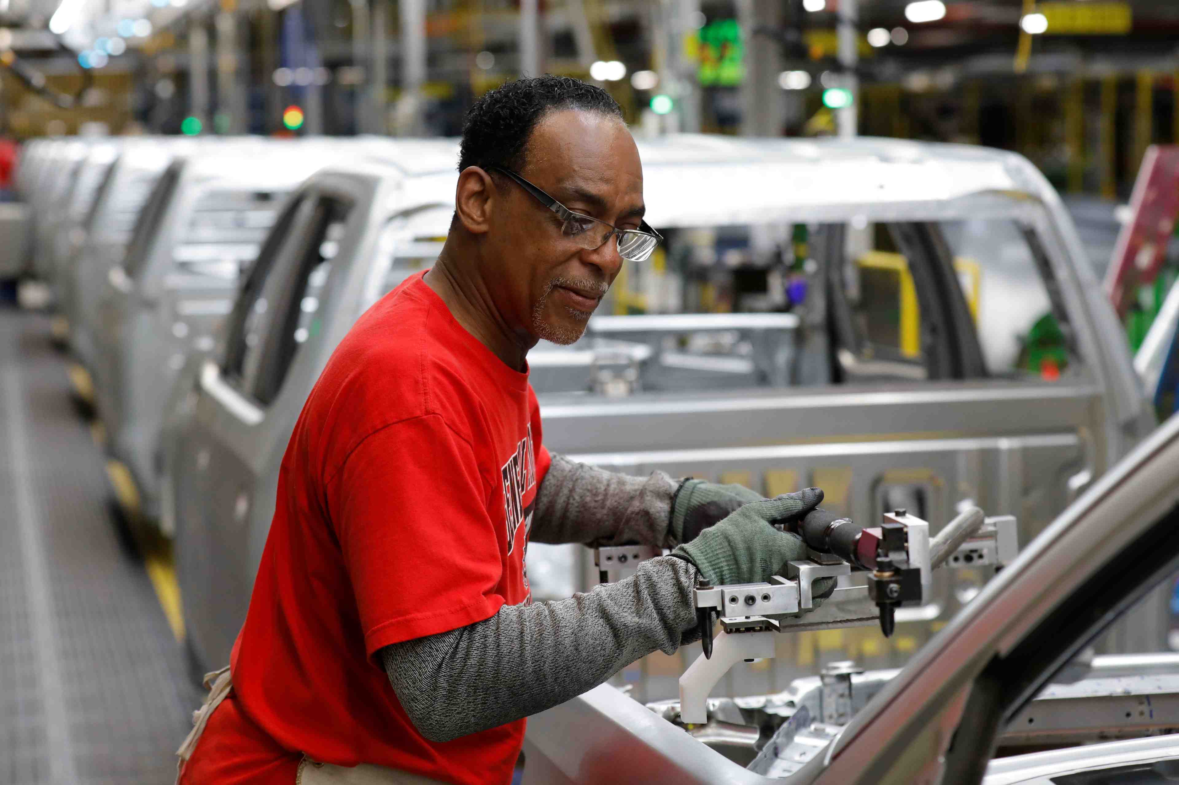 Usa: l'emploi et les salaires accelerent