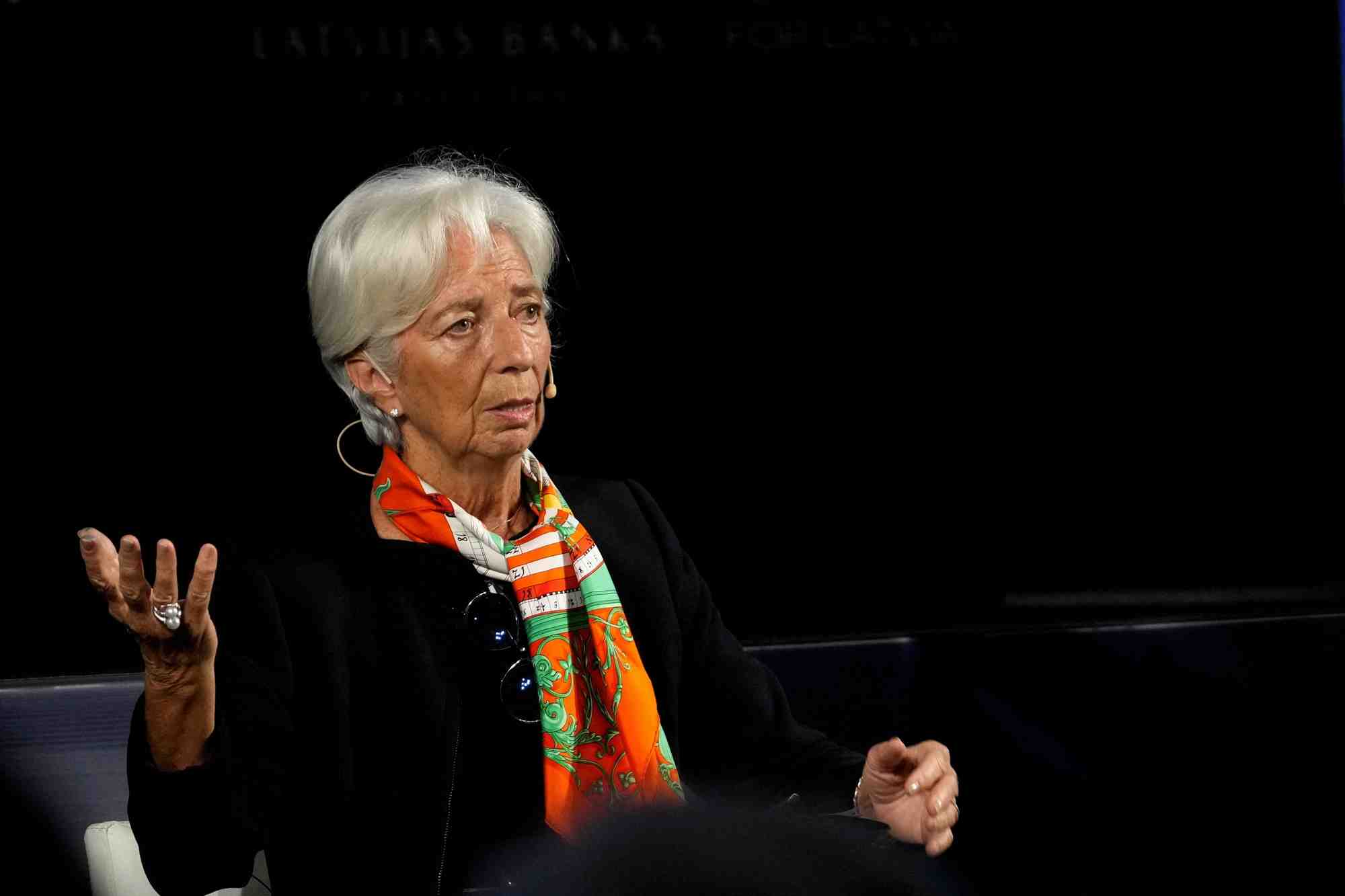 La presidente de la bce, christine lagarde, participe a une conference economique a riga