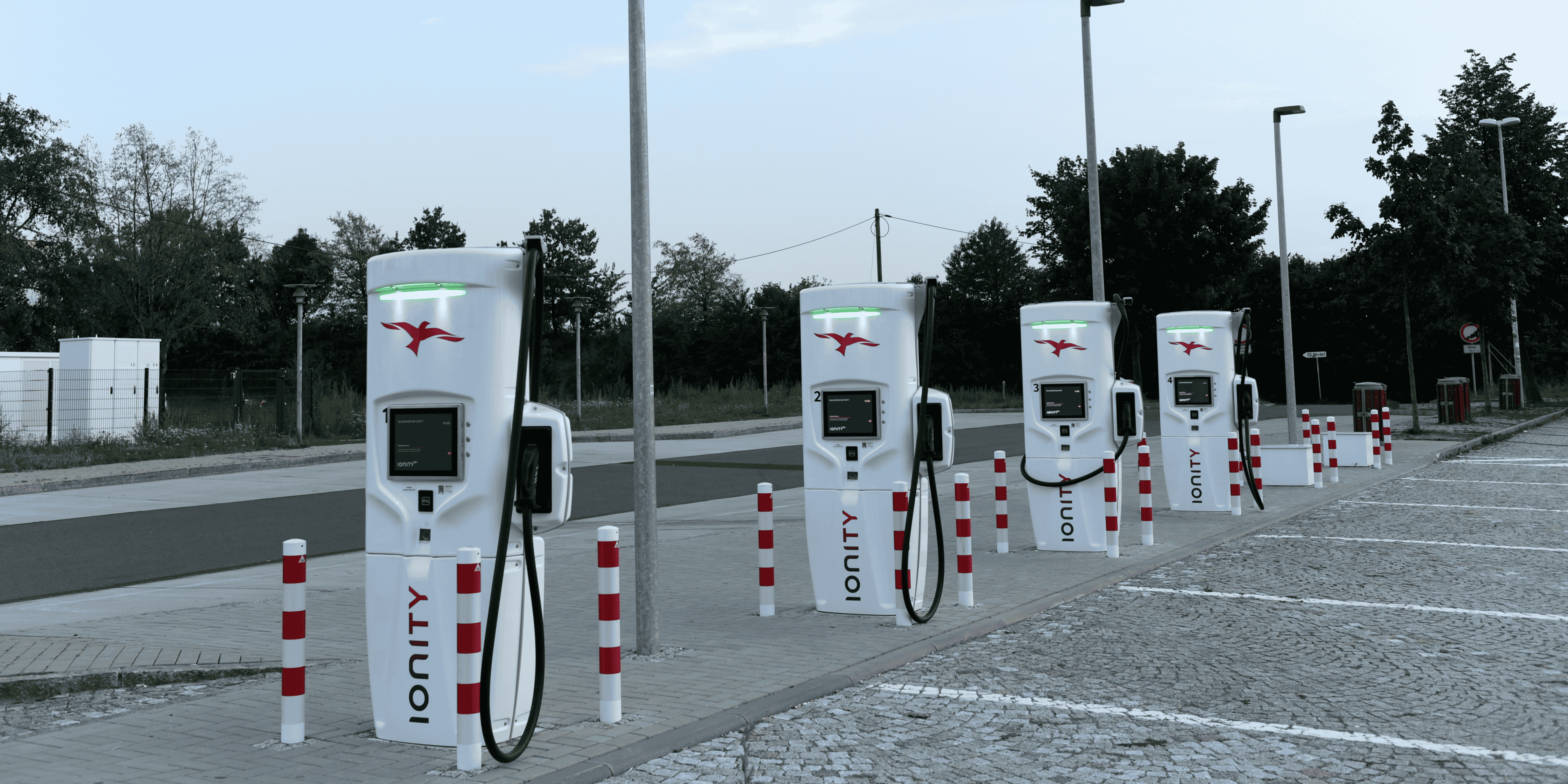 Les ventes de vehicules electriques et hybrides s'envolent en europe