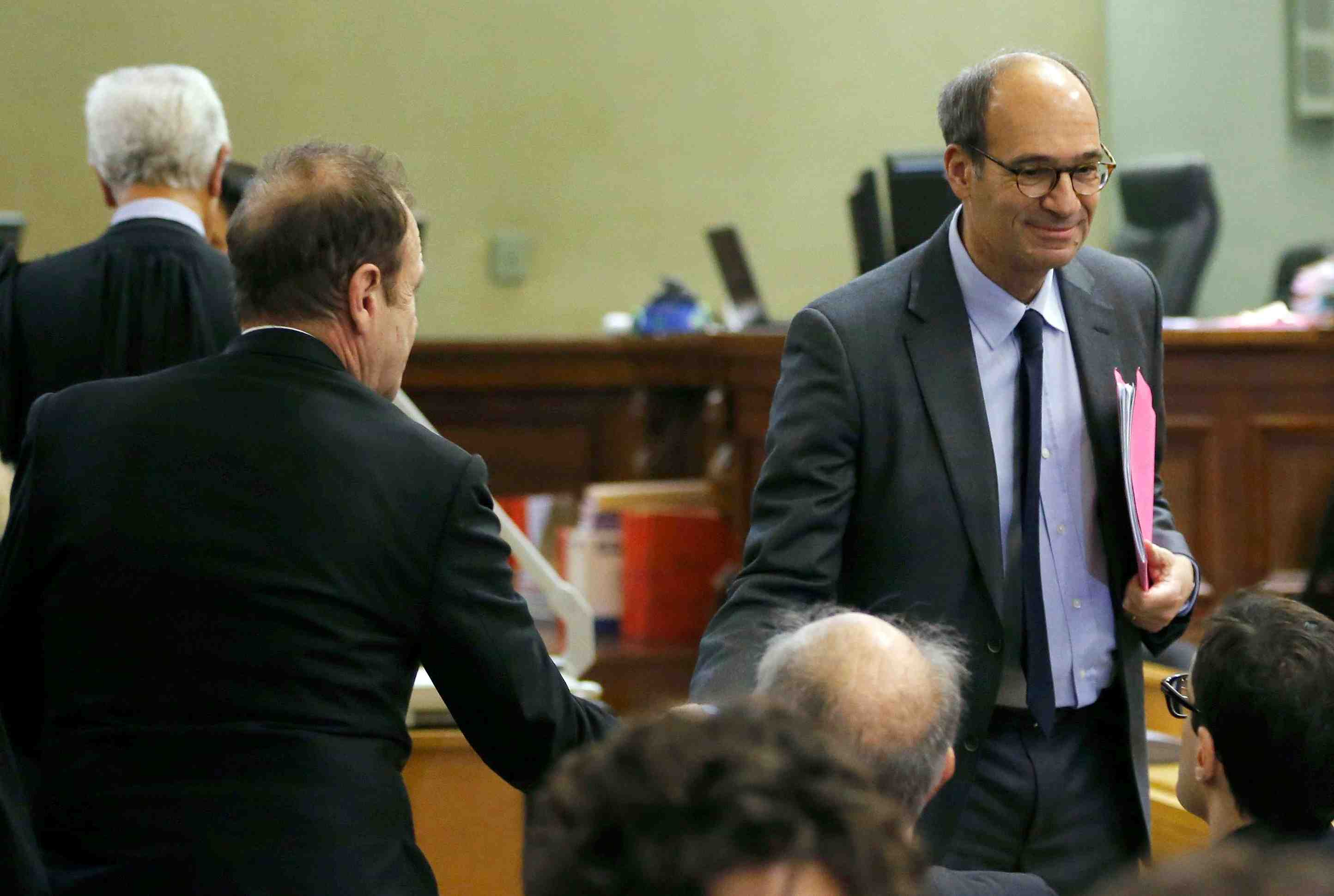 Eric woerth, un intrus au proces bettencourt, estime sa defense