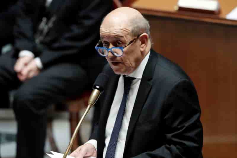 Coronavirus: environ 130.000 francais actuellement a l'etranger cherchent a rentrer, selon le drian