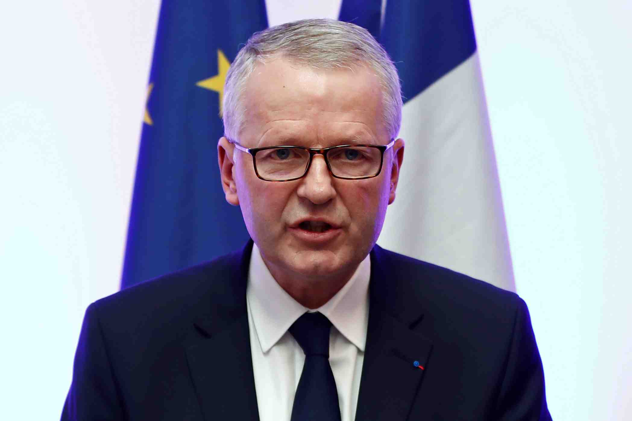 Coronavirus: une dizaine de plaintes deposees contre l'executif a paris
