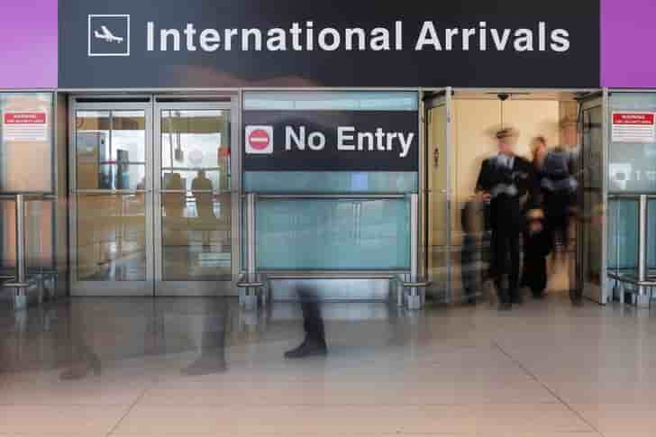 Decret migrants: la cour supreme us confirme certaines exemptions