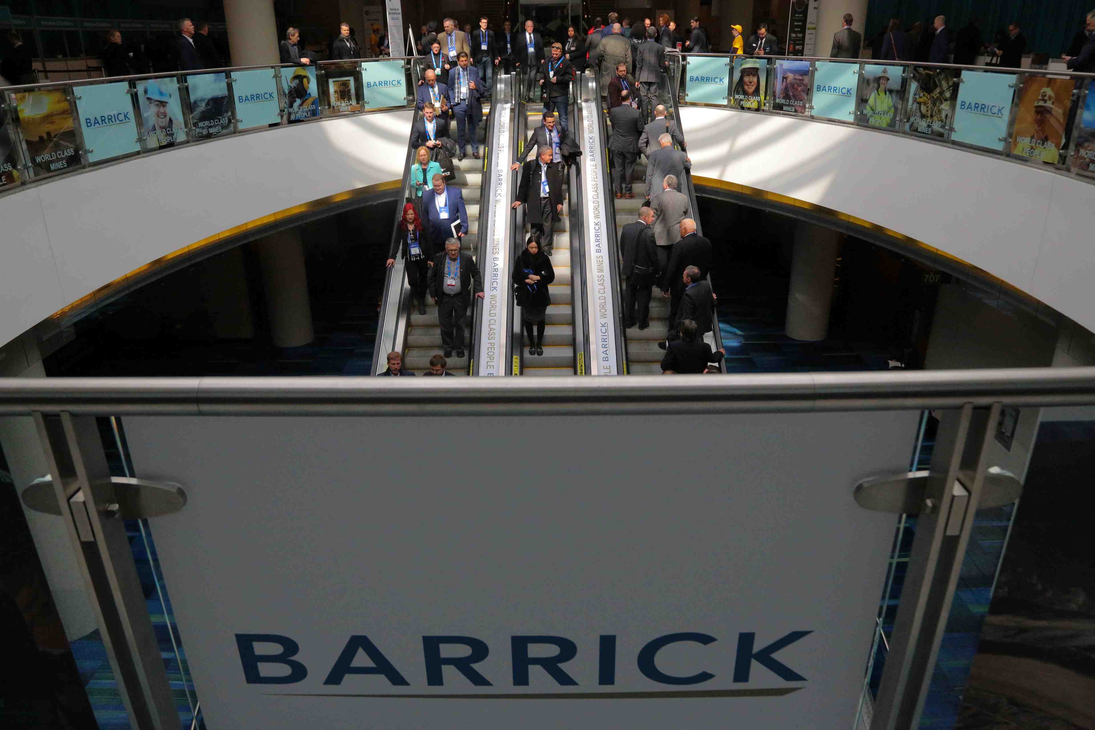 Or: barrick abandonne son opa sur newmont, coentreprise a la place