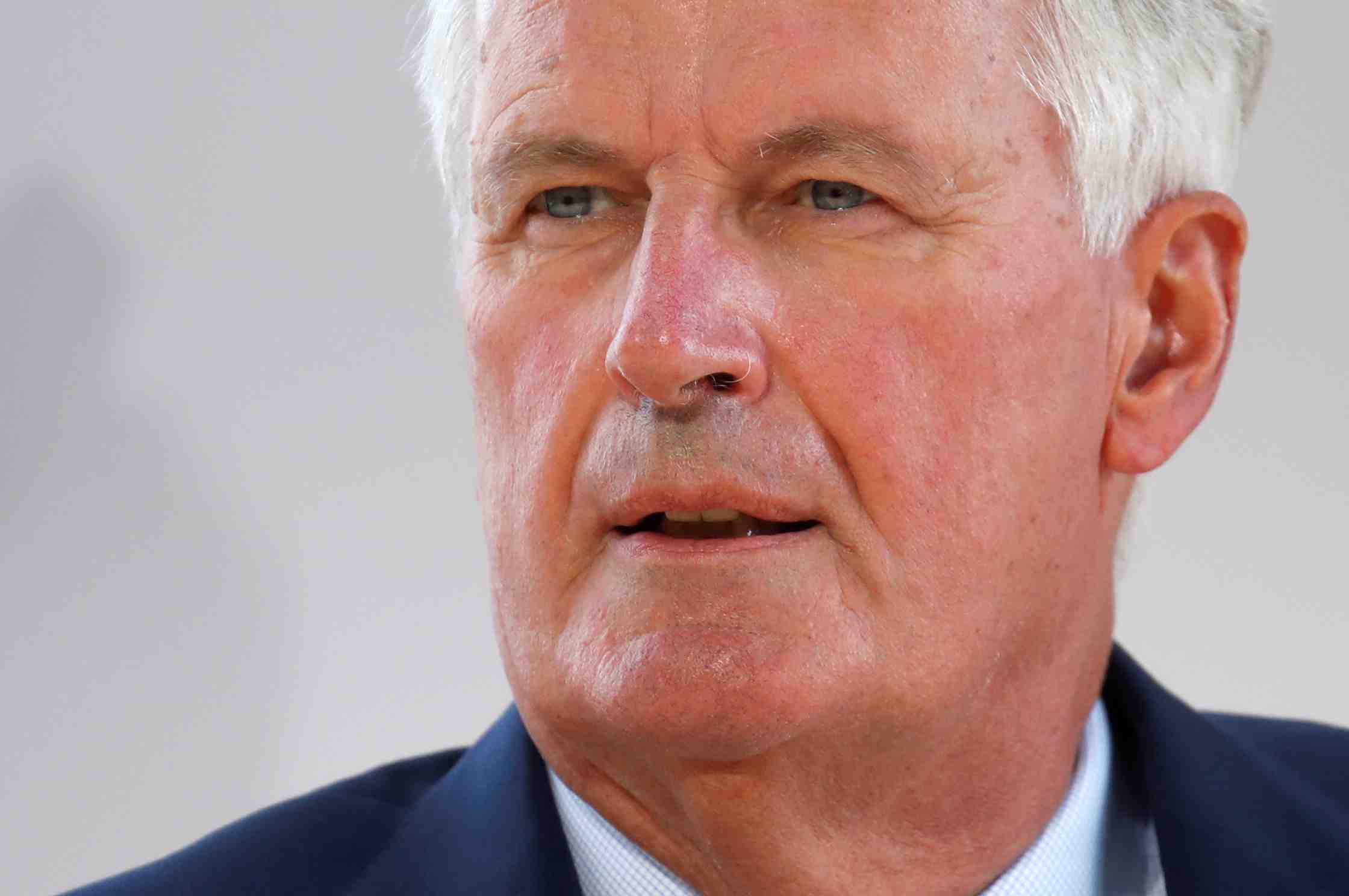 Barnier va etre mis a l'ecart pour tenter de debloquer les discussions avec londres, rapporte the telegraph